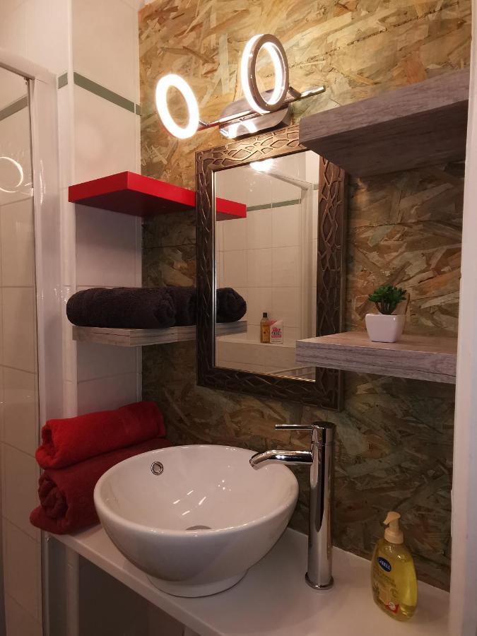 Ty Clement Apartment Dinan Bagian luar foto